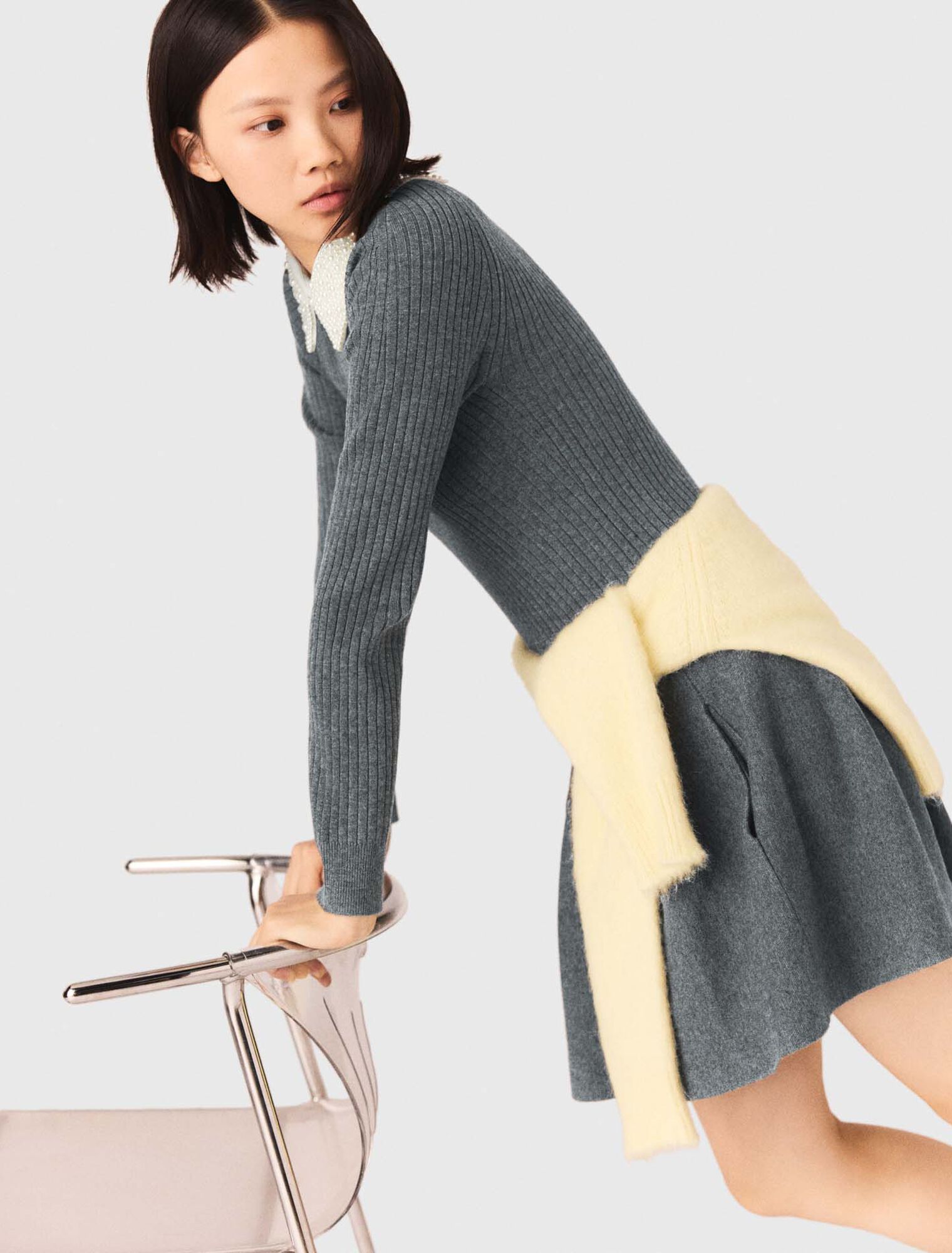 Abito corto maglia collo perlato