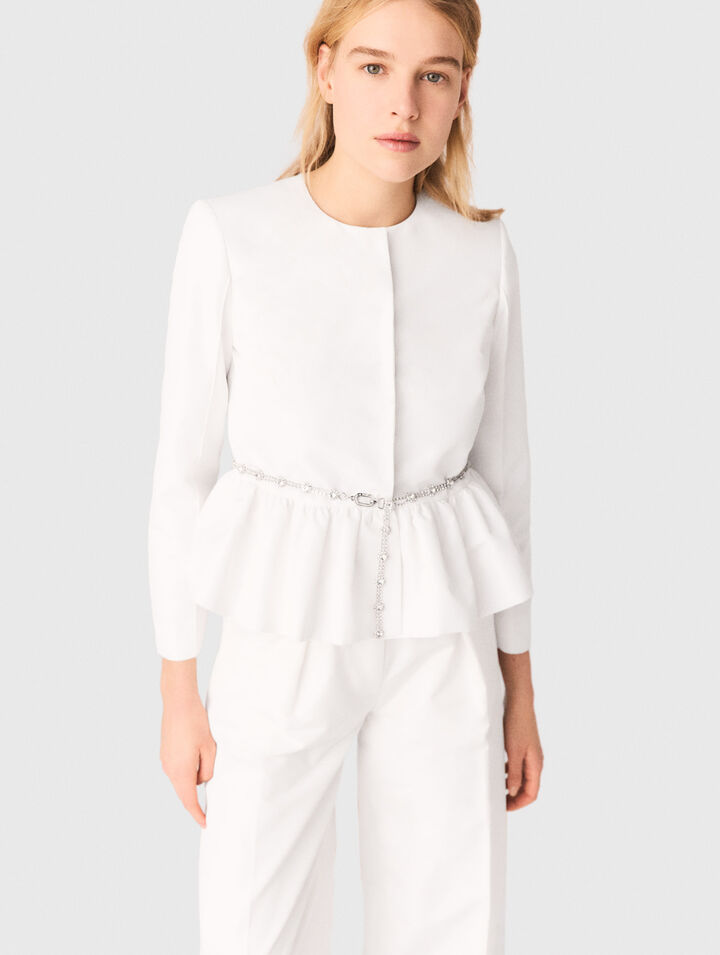 Giacca corta e cintura gioiello
