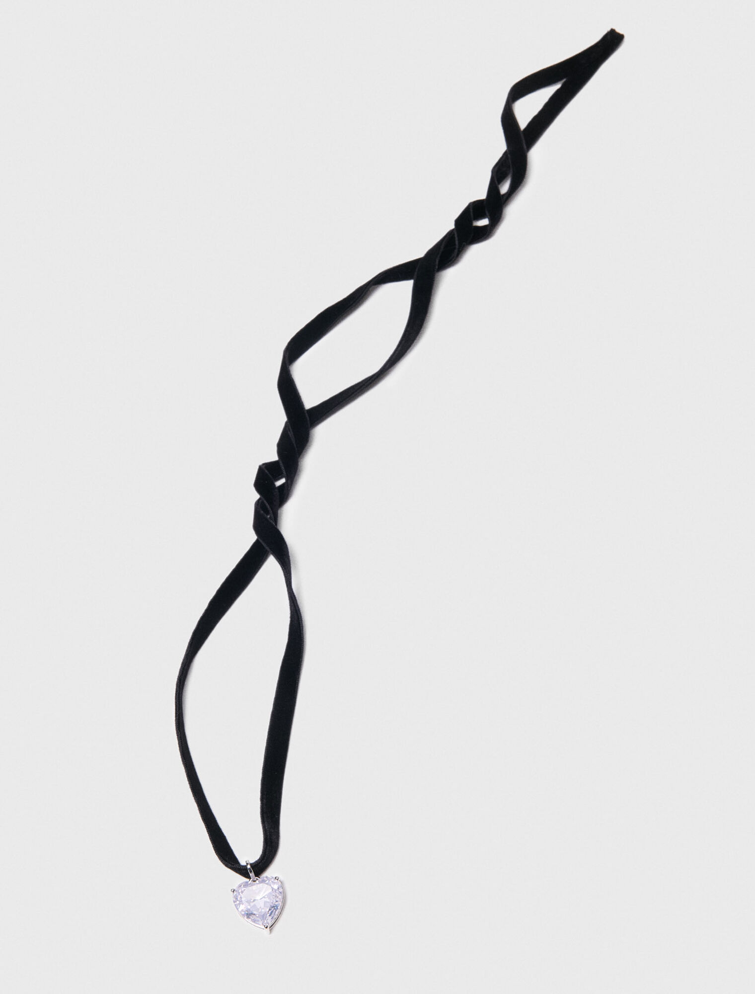Collana cuore con cordino in velluto