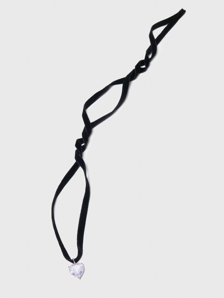 Collana cuore con cordino in velluto