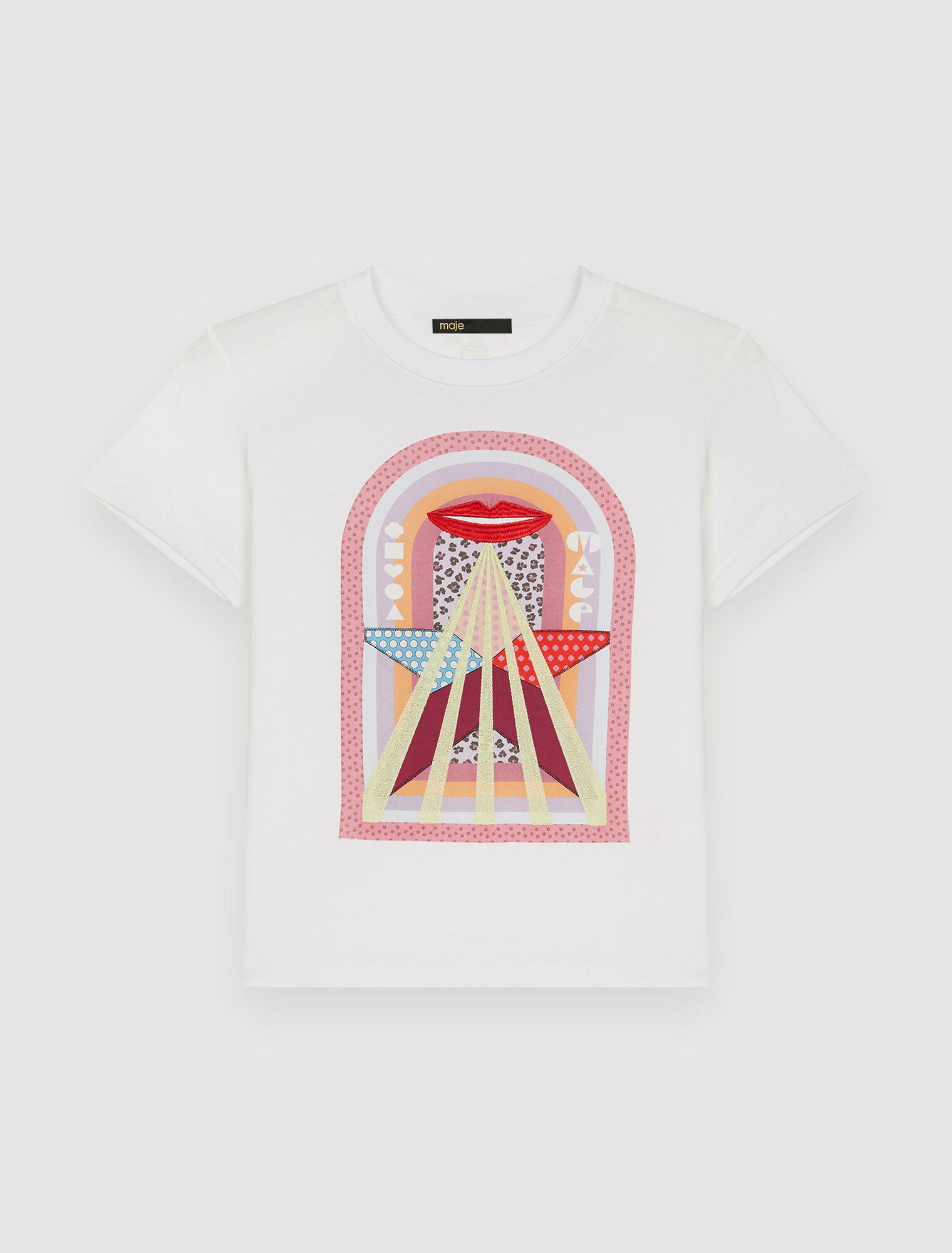 T-shirt serigrafata e ricamata