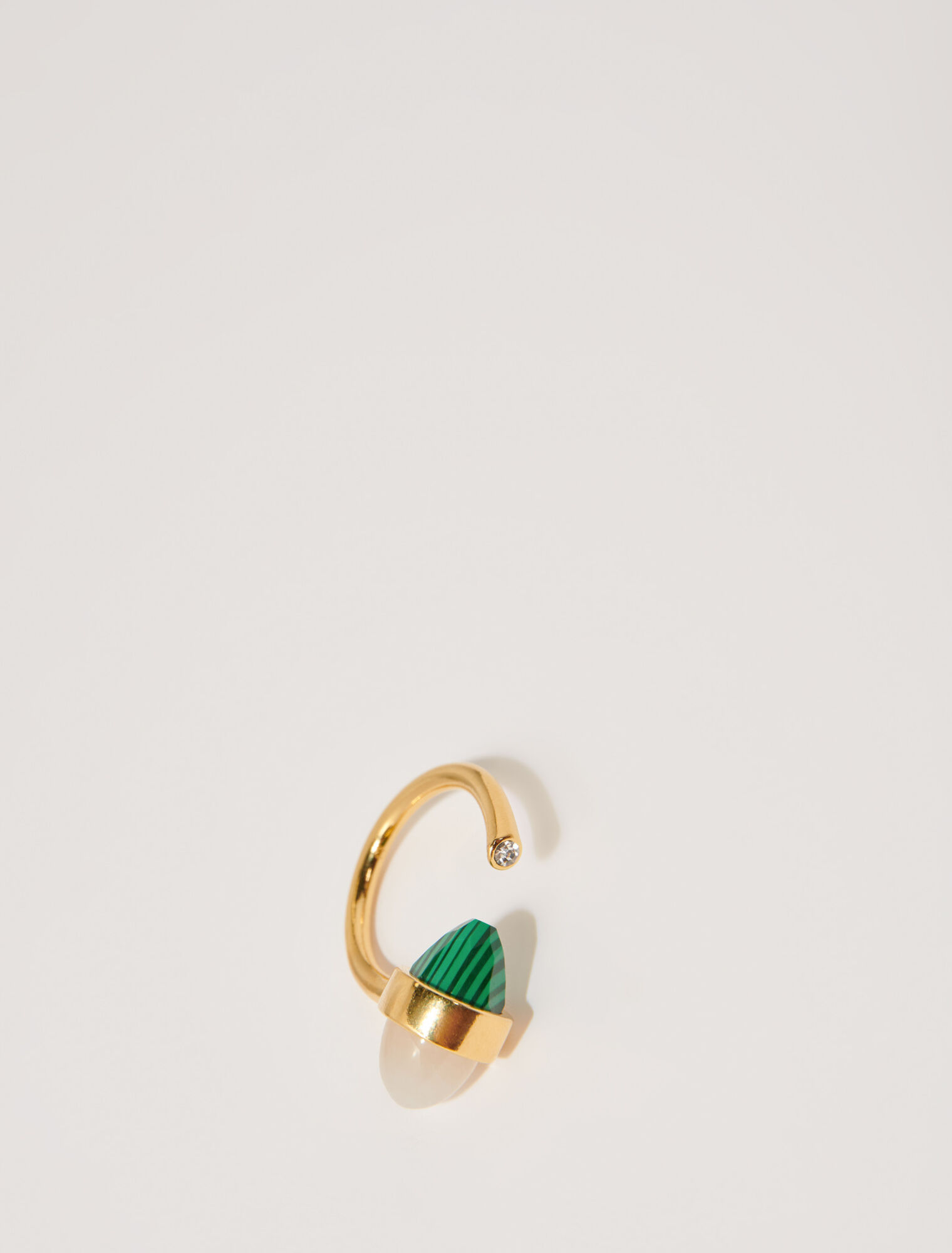 Anello ornato
