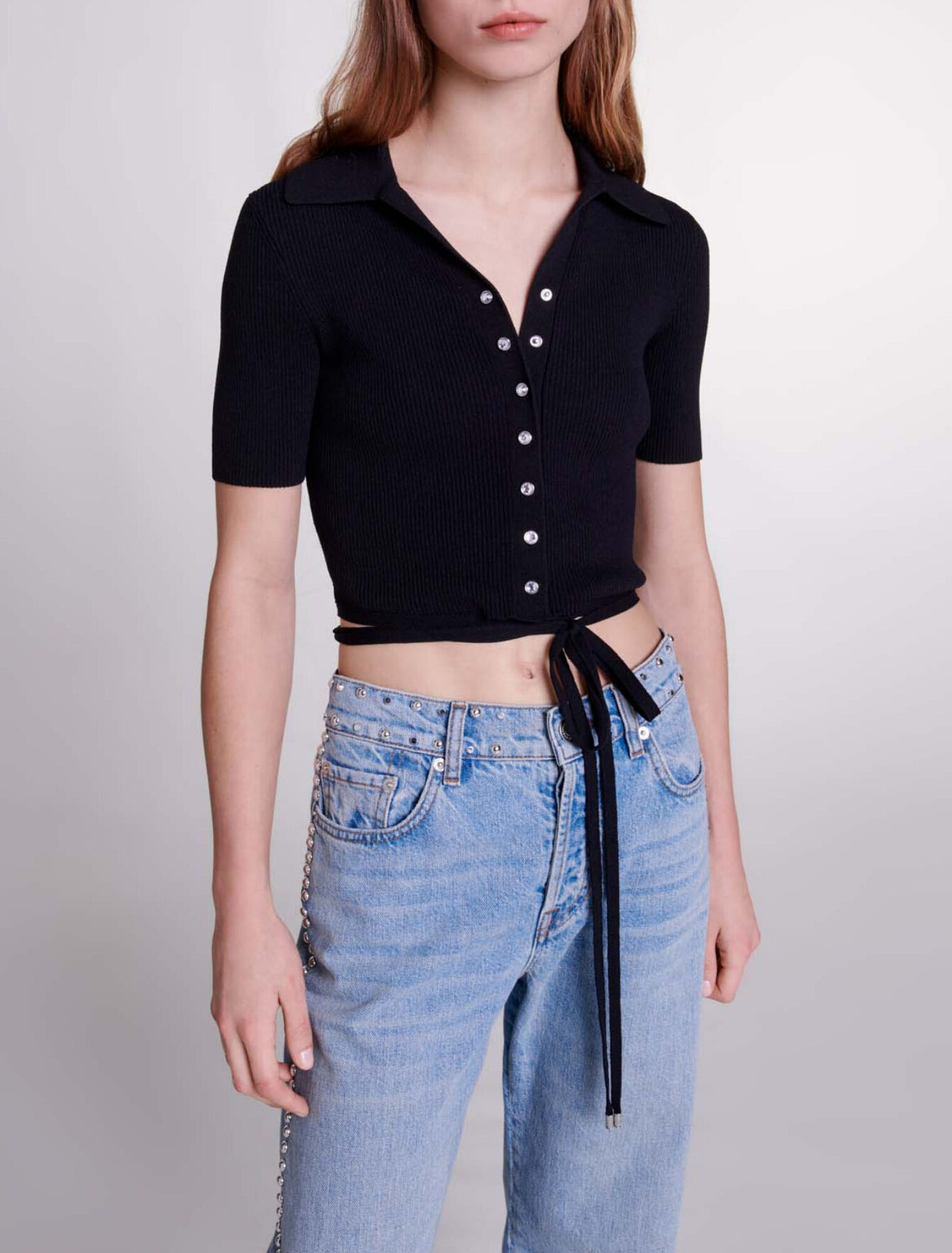 Top corto in maglia con lacci
