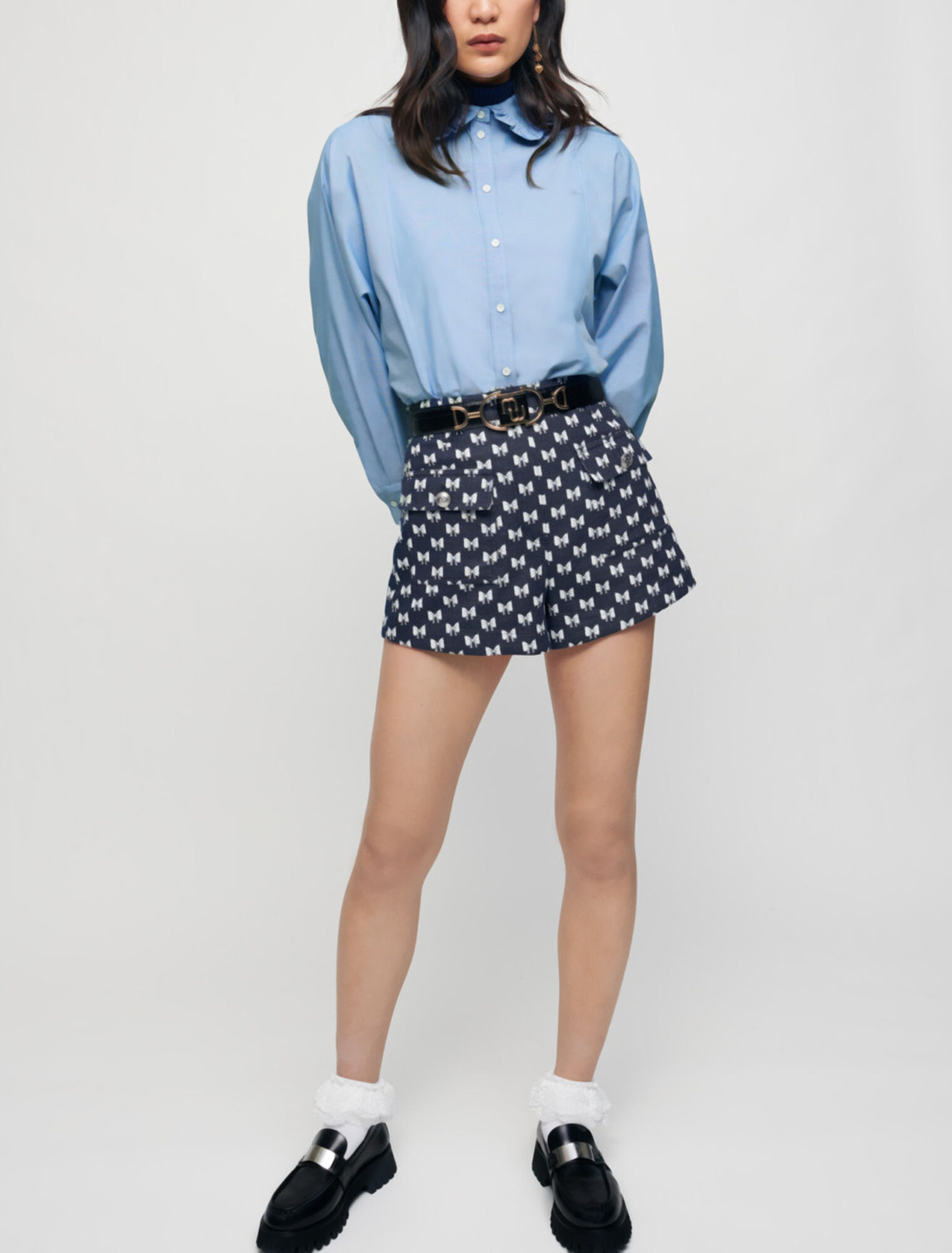 Pantaloncini con nodo jacquard