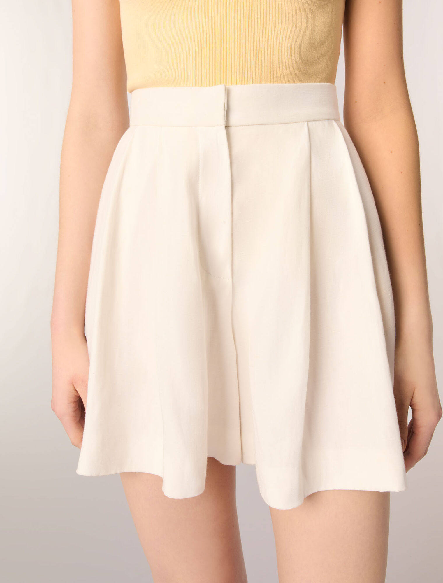 Shorts fluidi