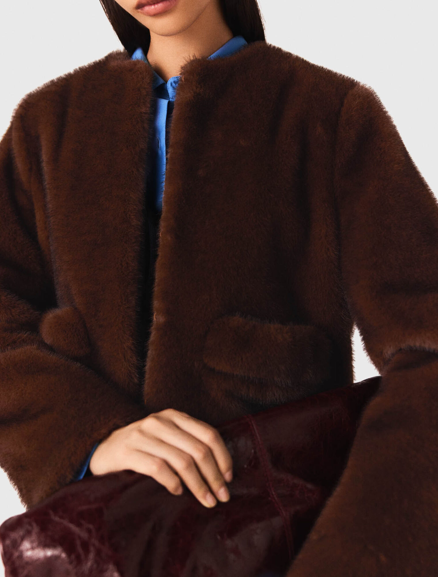 Cappotto corto in ecopelliccia