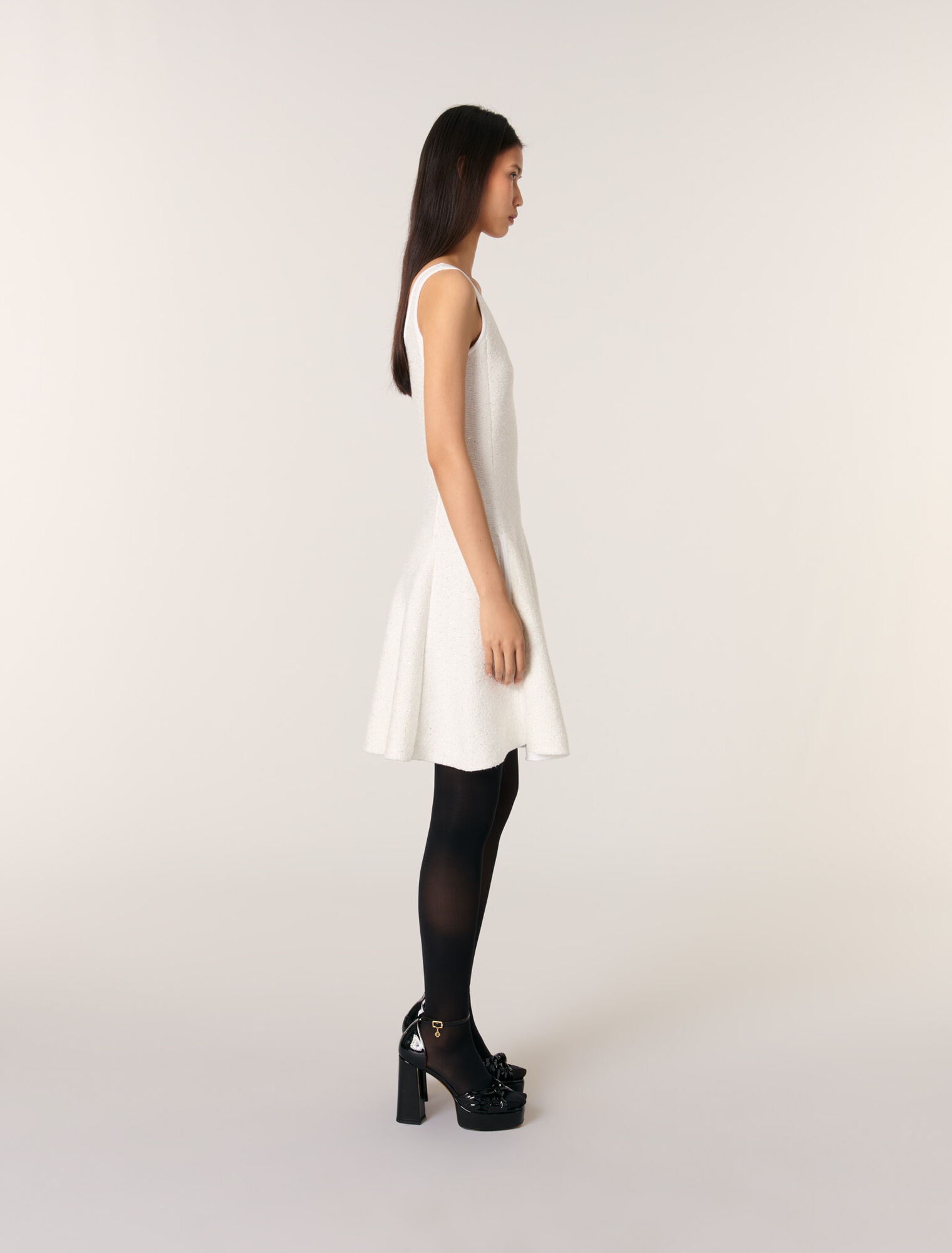 Abito corto in maglia paillettes