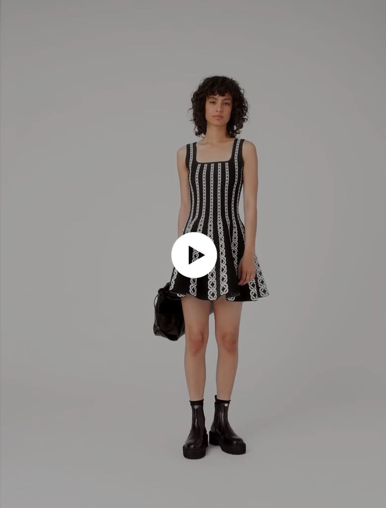 Abito corto in maglia jacquard