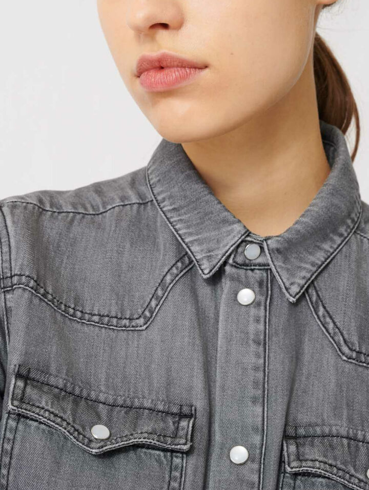 Tuta in denim effetto trompe-l'oeil