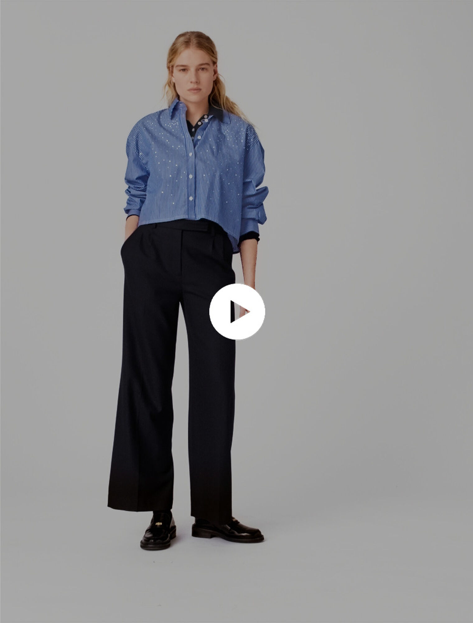 Pantaloni larghi da completo