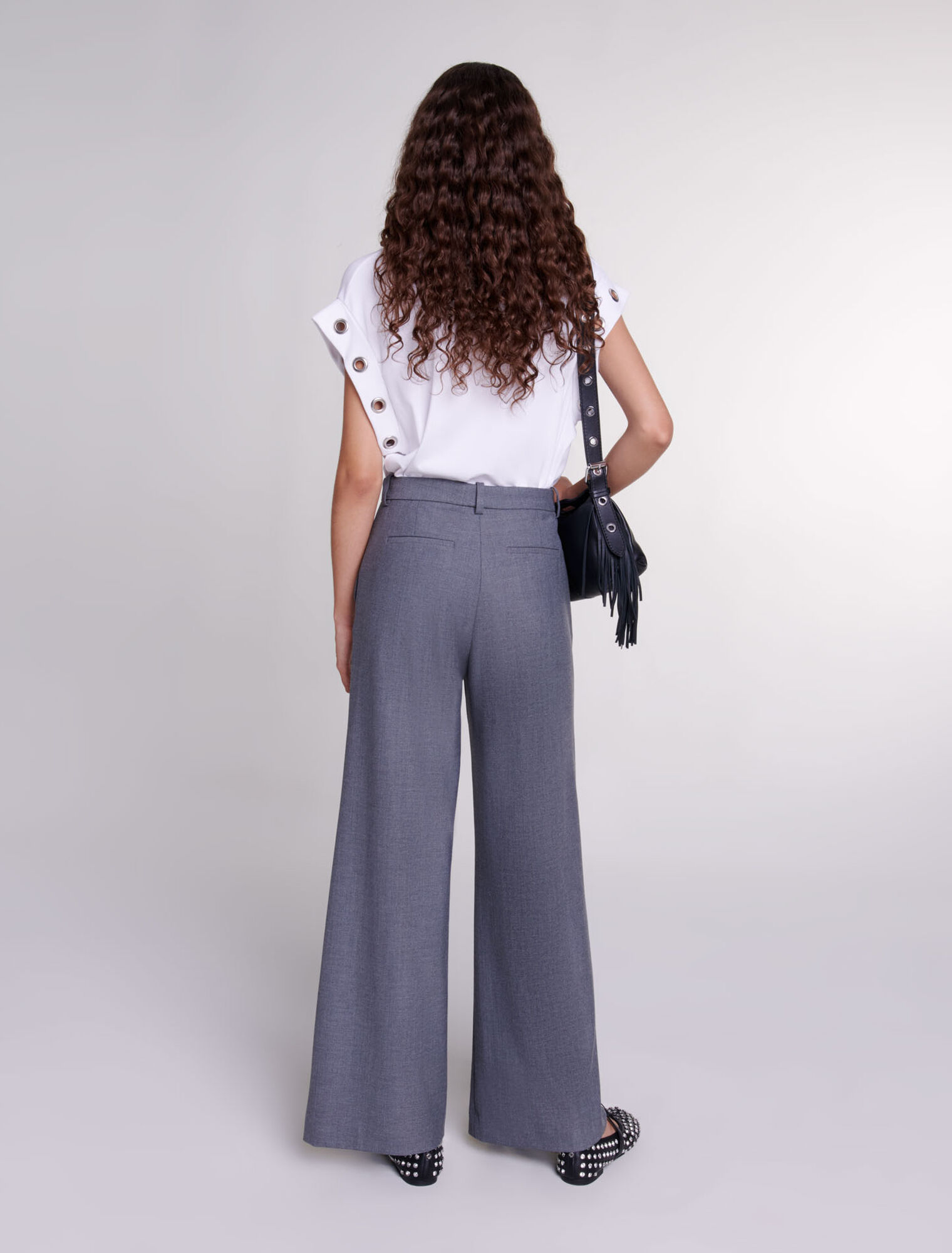 Pantaloni larghi