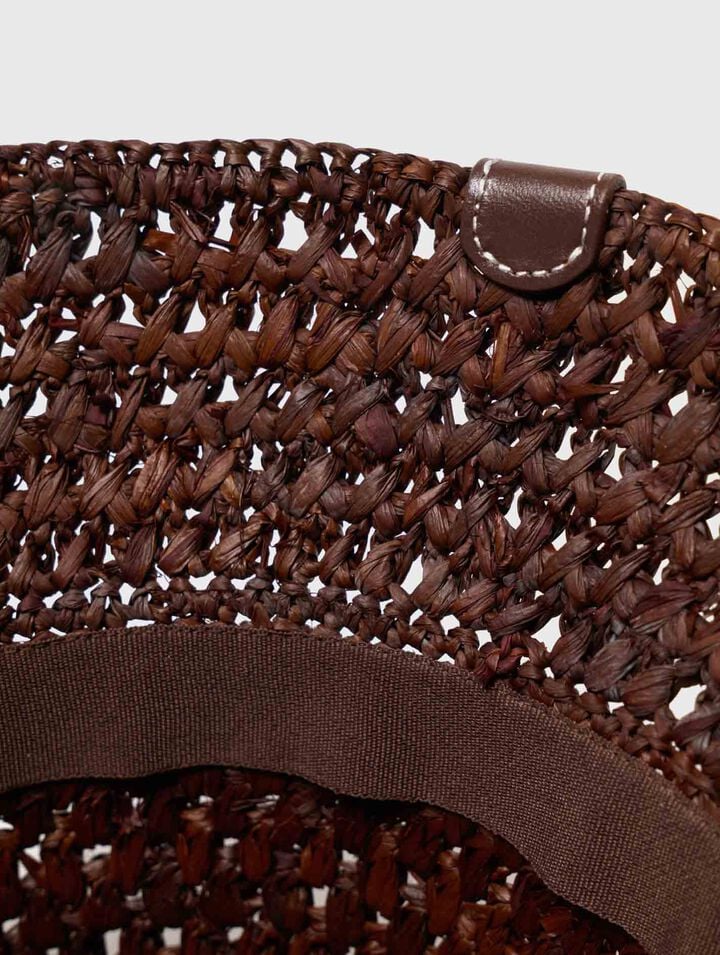 Bob colorato in rafia naturale