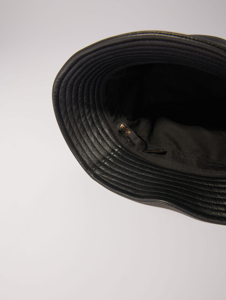 Cappello alla pescatora in pelle