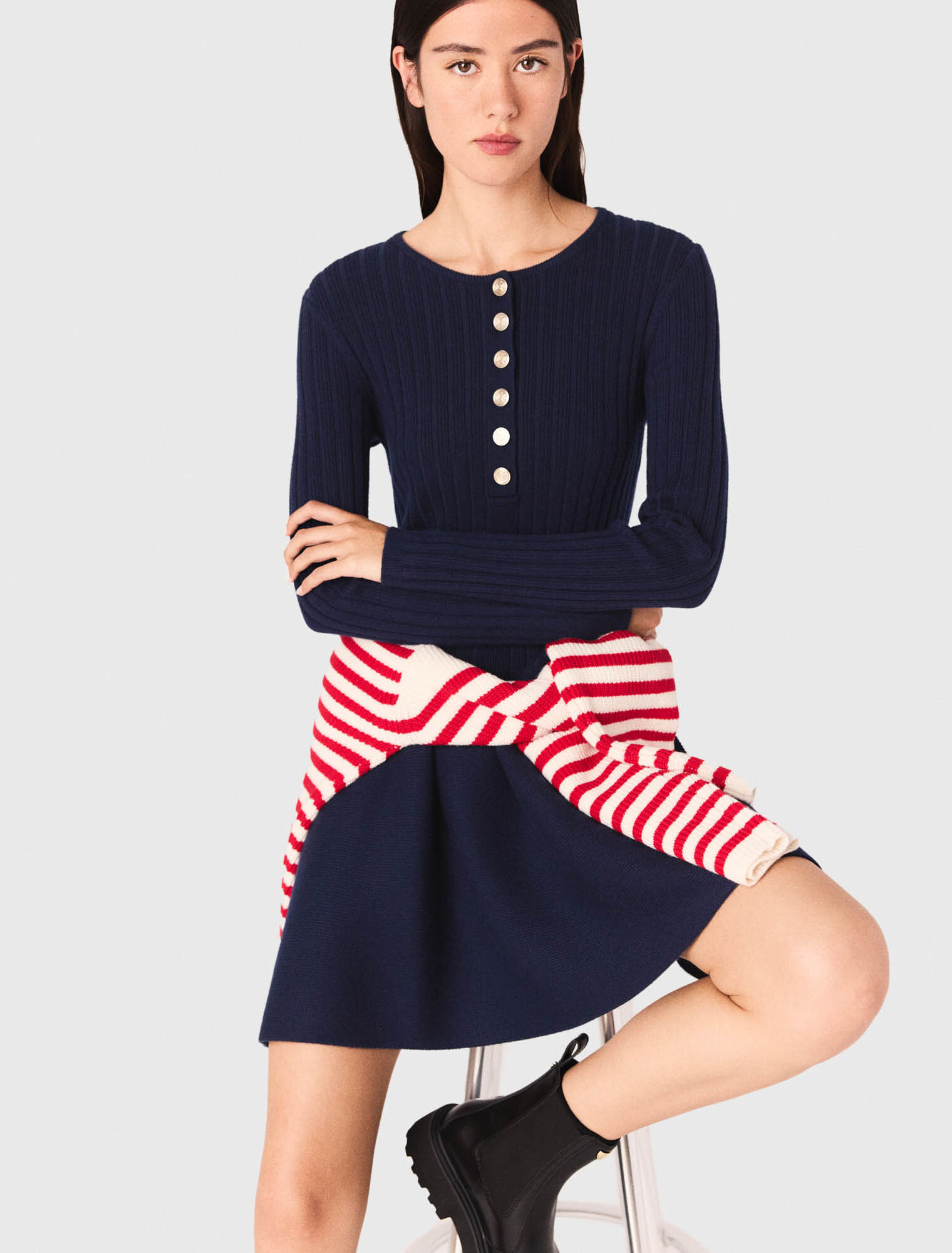 Abito in maglia con gonna svasata