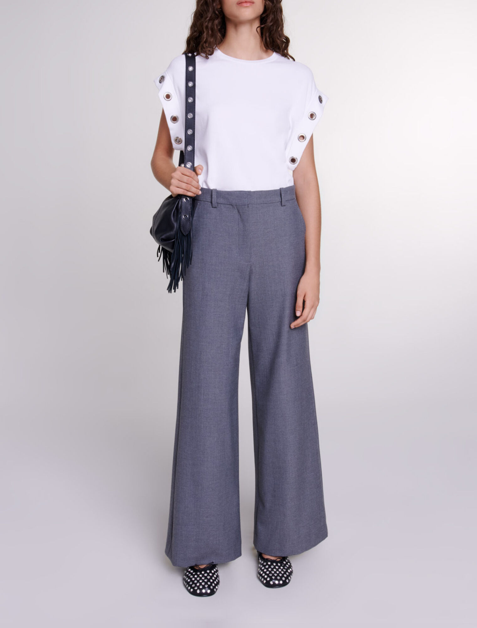 Pantaloni larghi