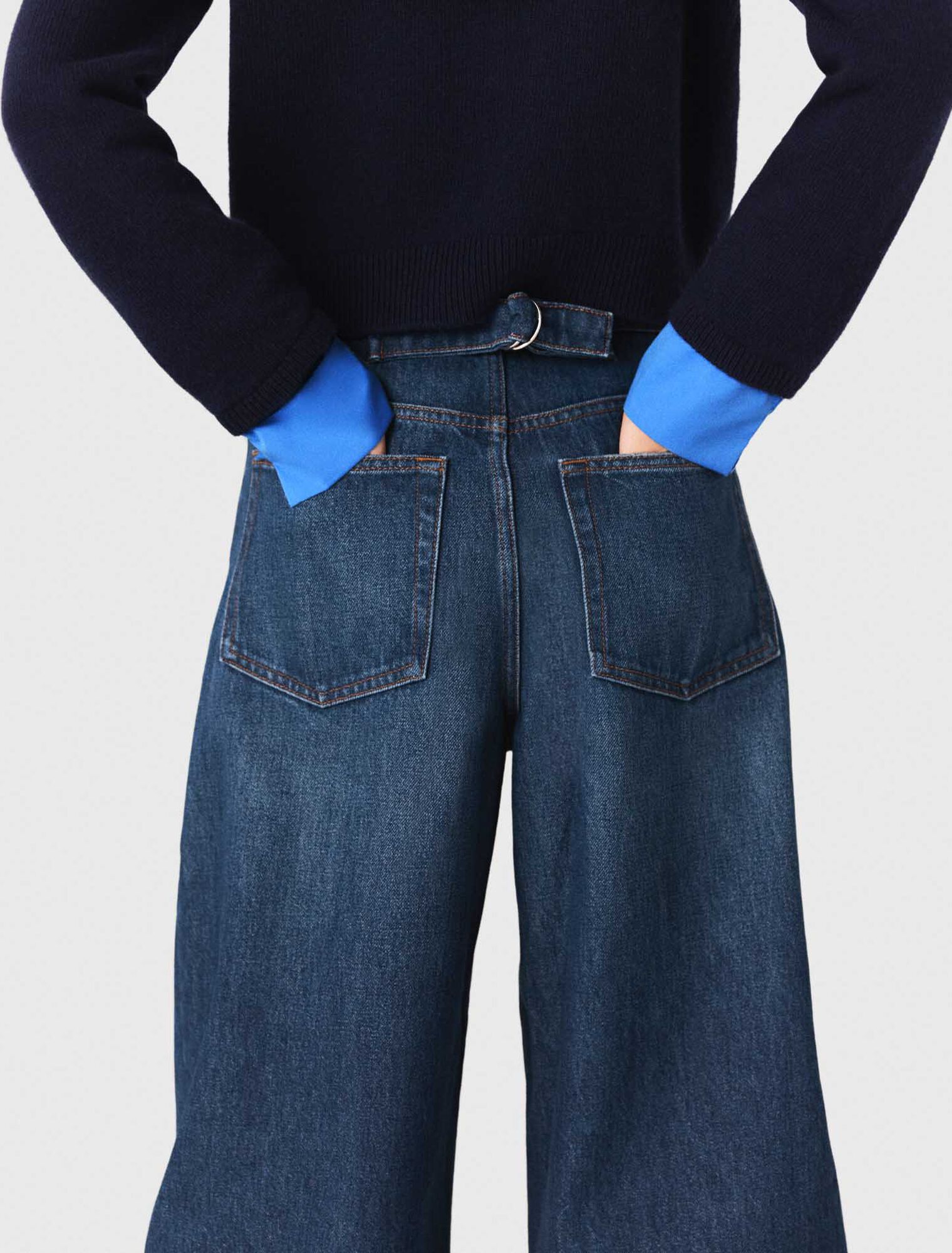 Jeans a palloncino con martingala