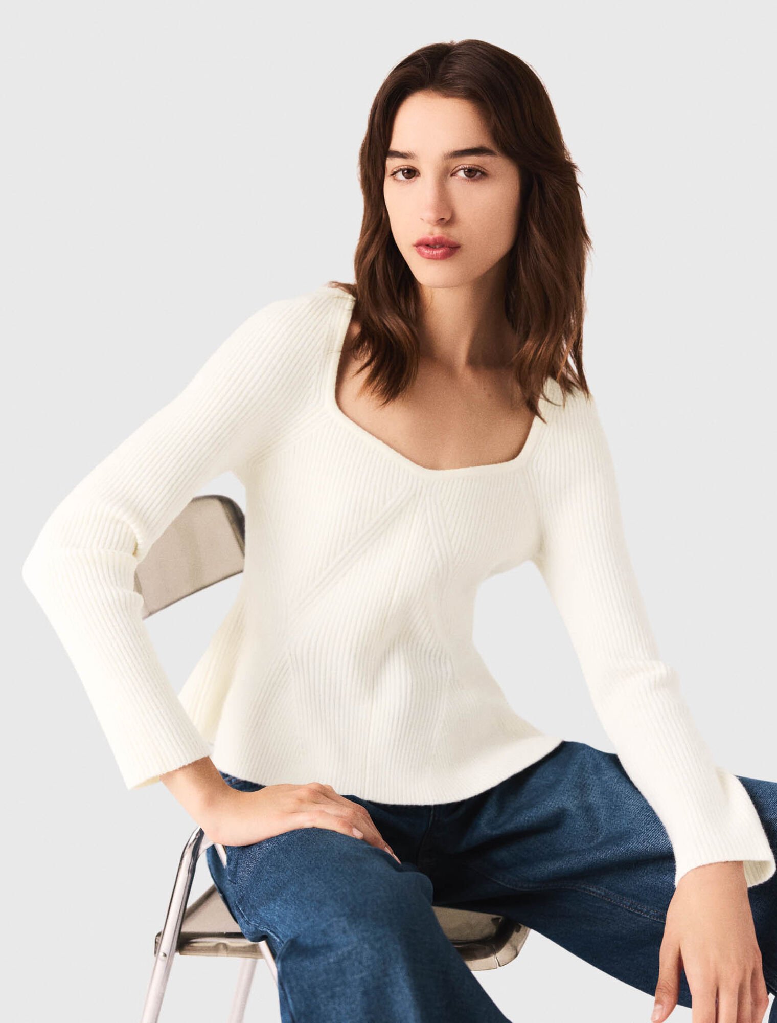 Pullover con vita peplum