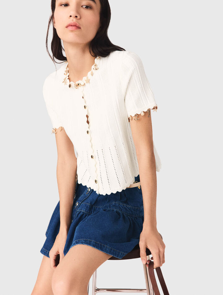 Cardigan con gioielli dorati