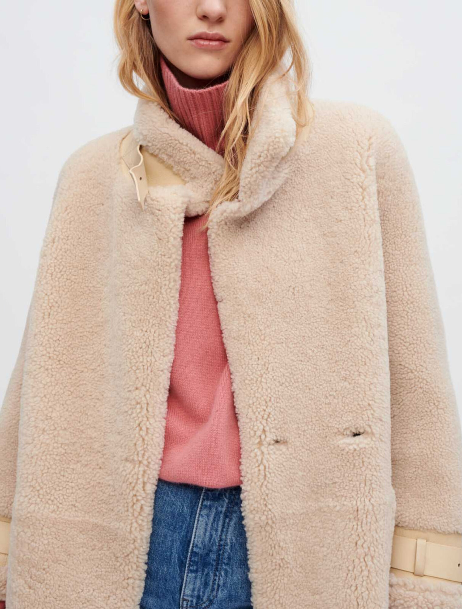 Cappotto in pelle scamosciata e pelle