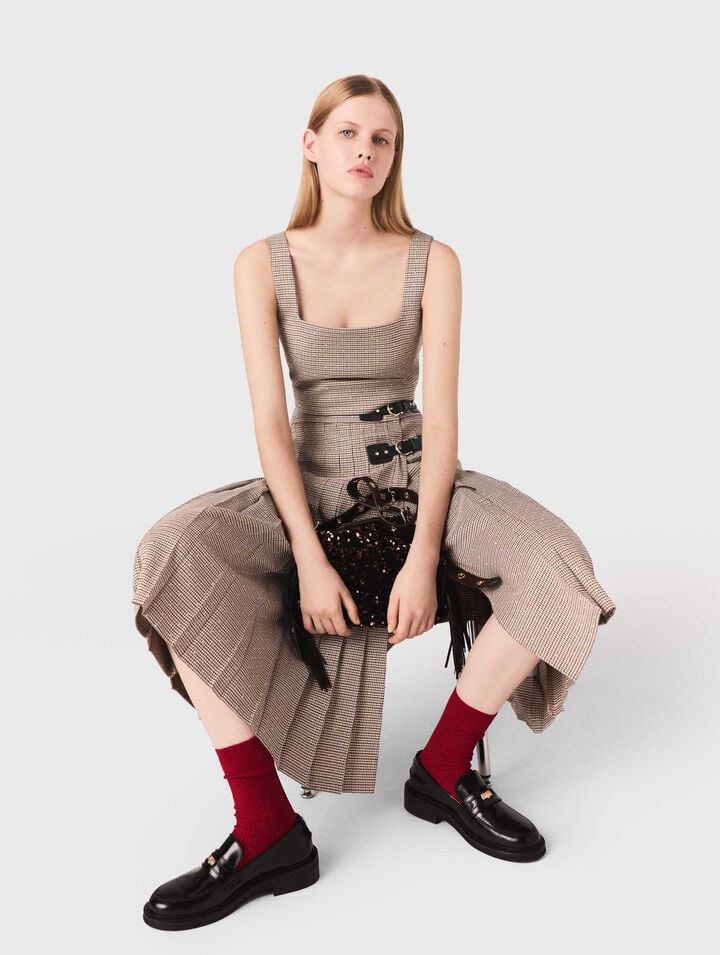 Top a quadri con strass e spalline