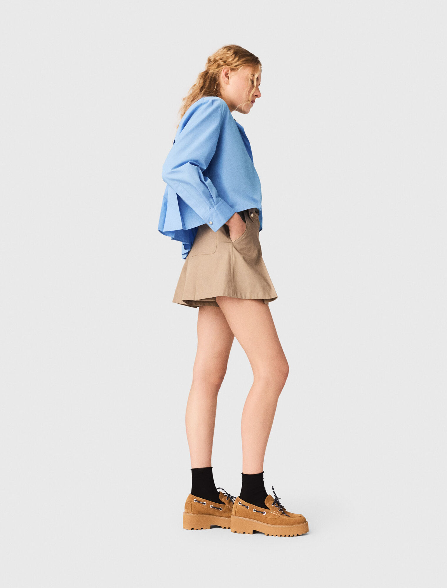 Shorts con pieghe in cotone