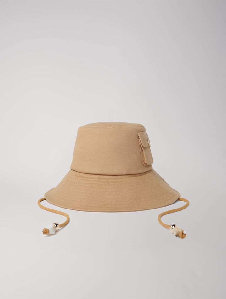 Bucket hat con laccetto e perline