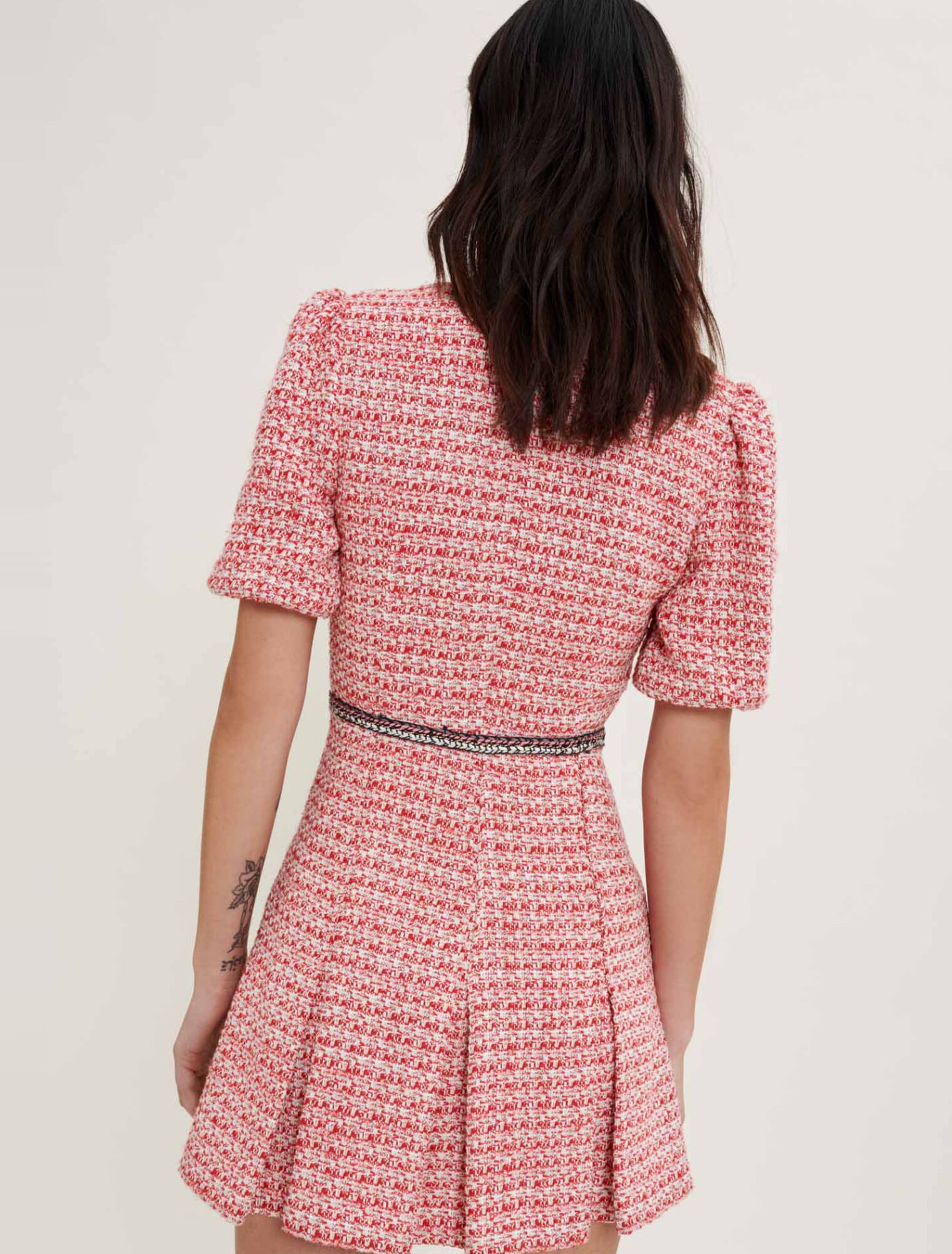 Abito in tweed con galloni etnici