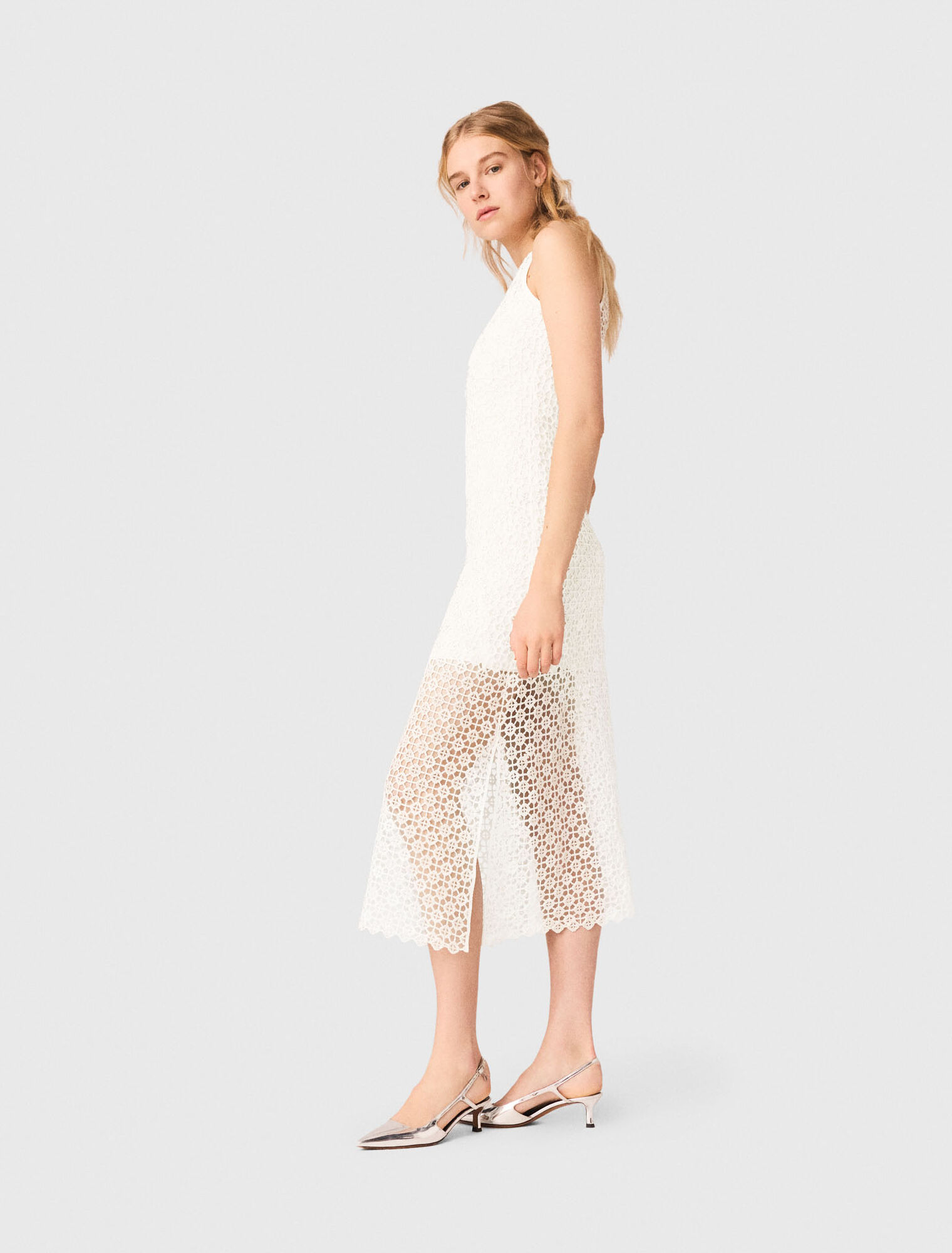 Abito lungo in crochet e strass