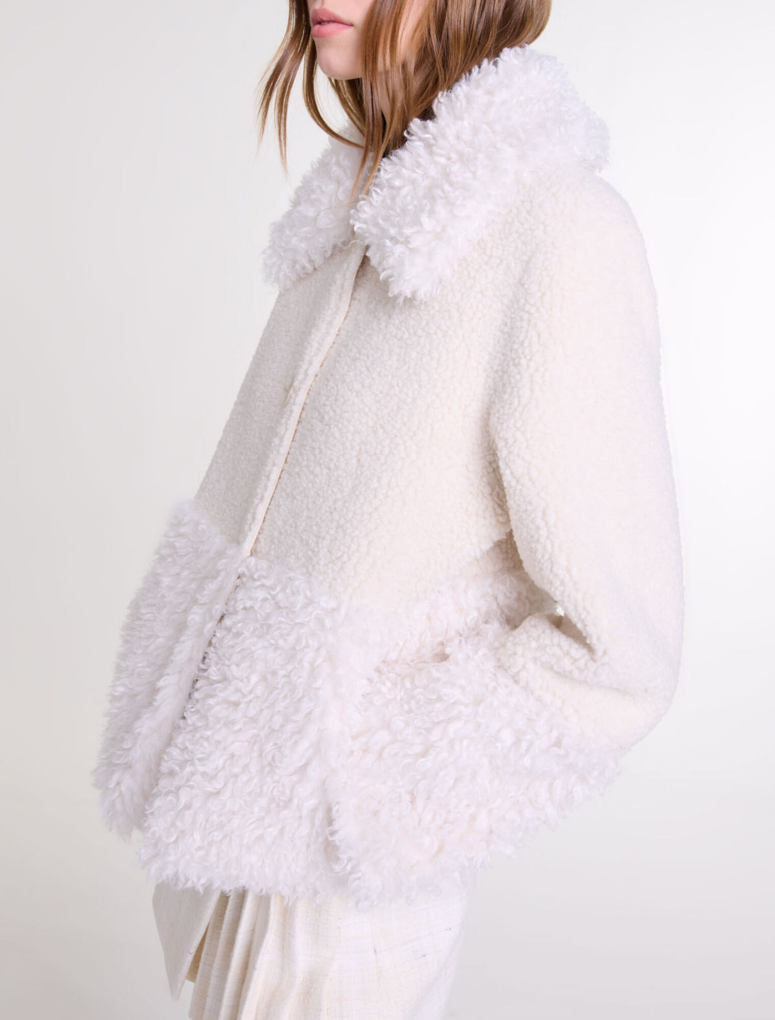 Cappotto corto in ecopelliccia