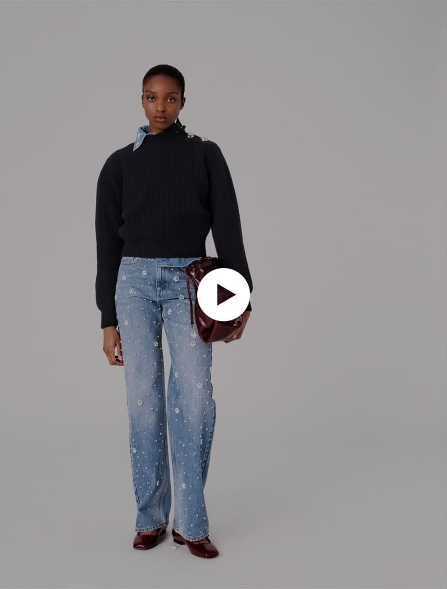 Jeans larghi ricamati