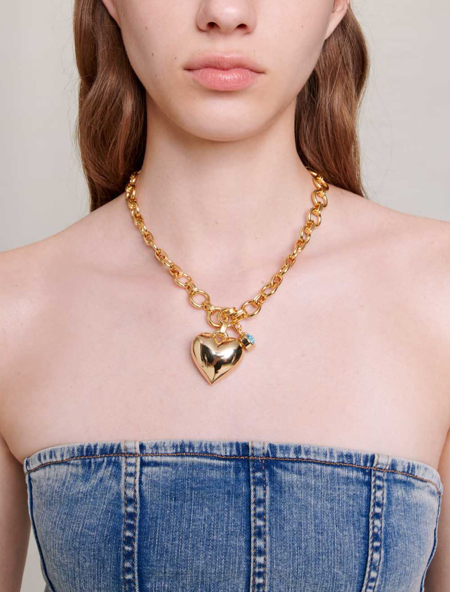 Top a bustier in jeans