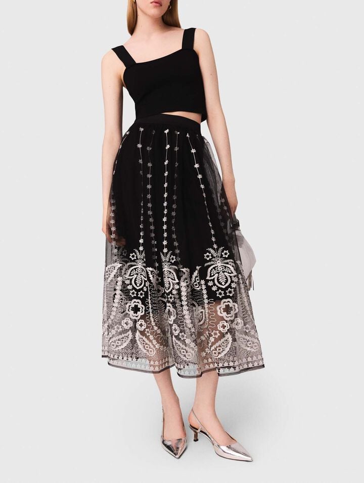 Gonna lunga in tulle ricamato