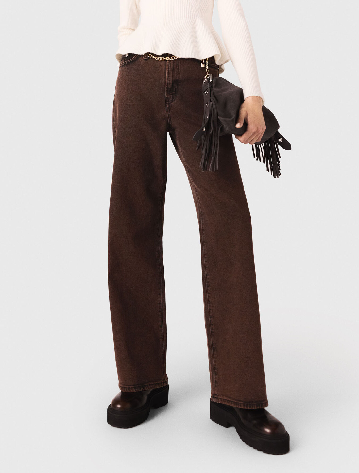 Jeans bootcut con catena