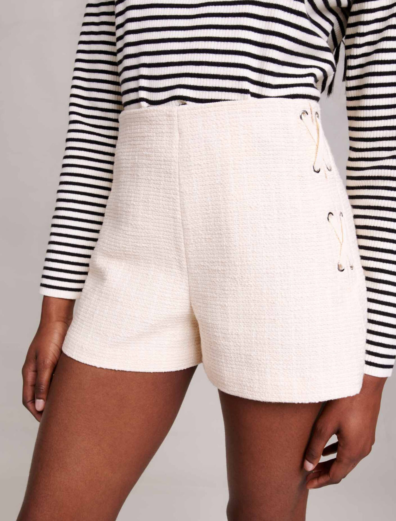 Shorts svasati in tweed