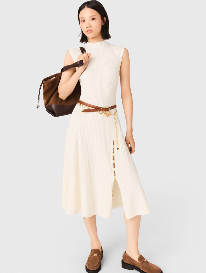 Abito a coste con spacco laterale