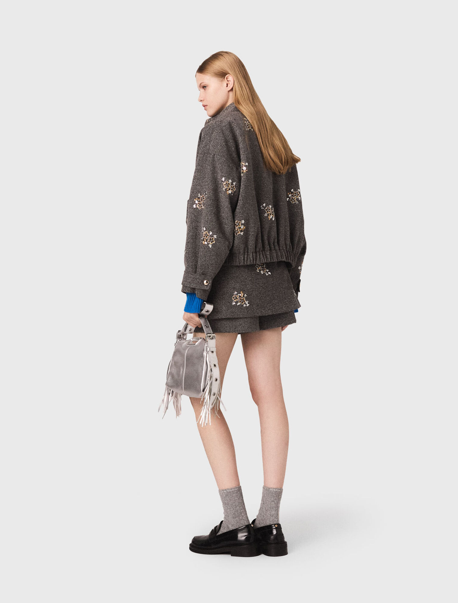 Shorts con ricamo floral