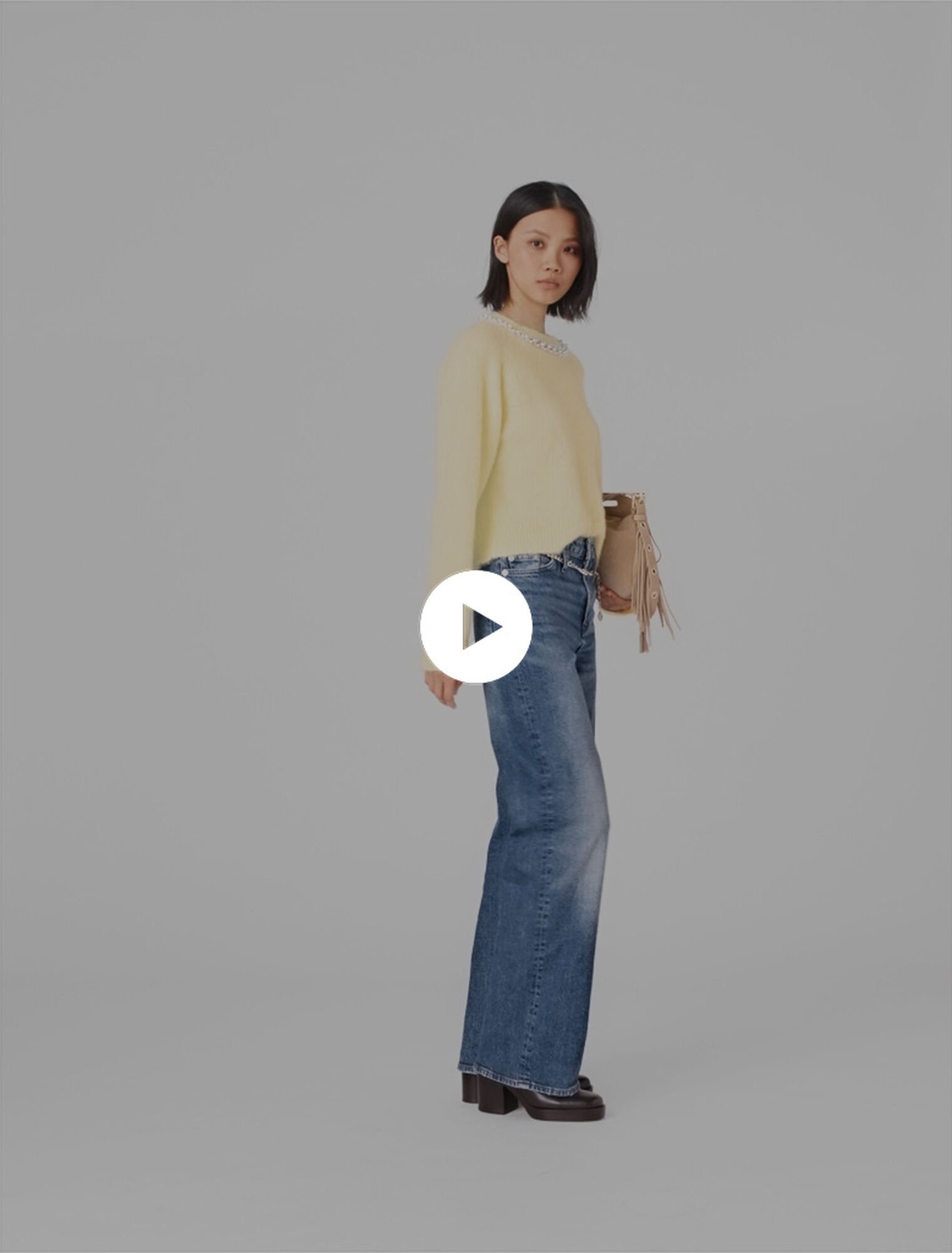 Jeans e cintura a maglie