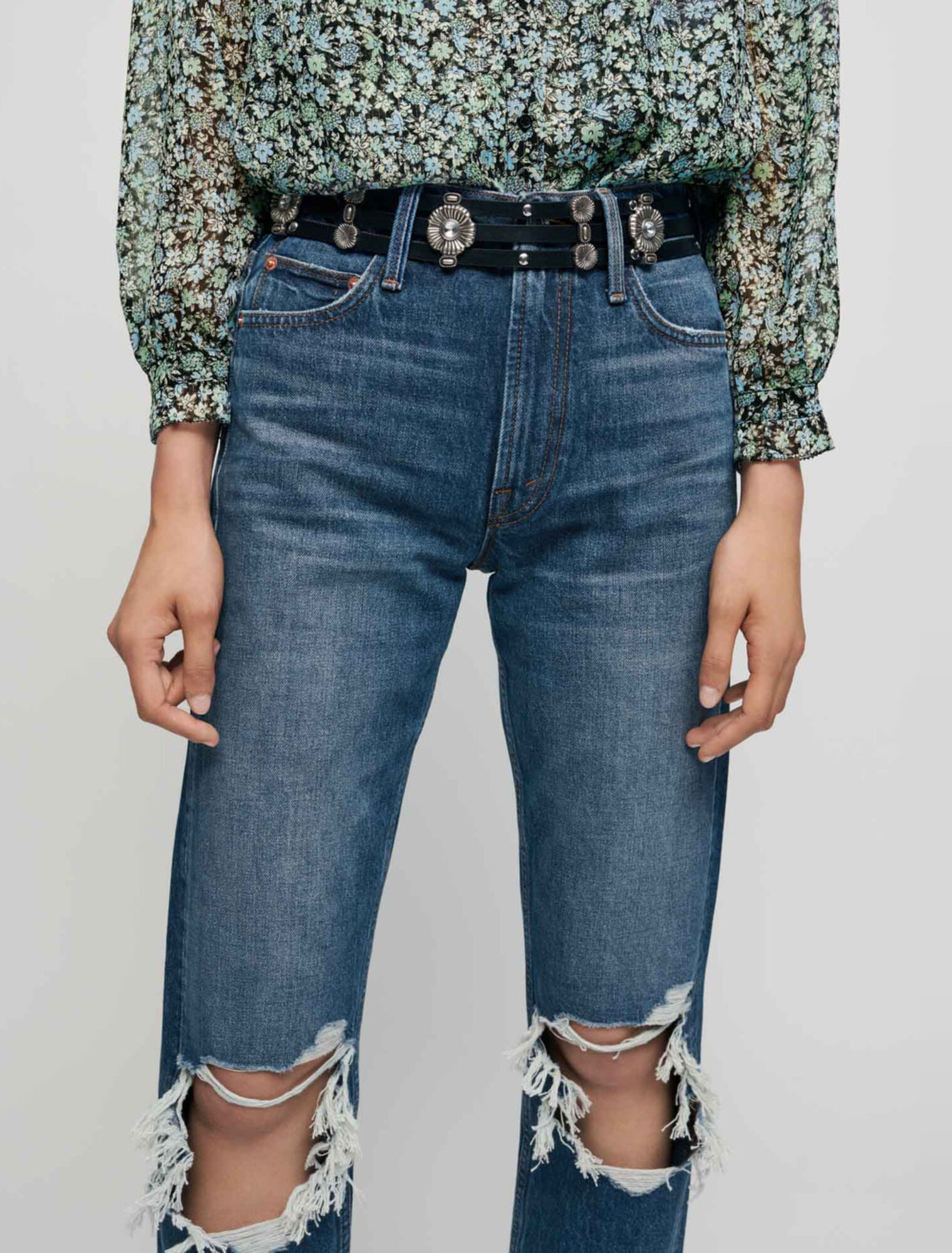 Jeans a vita alta strappati