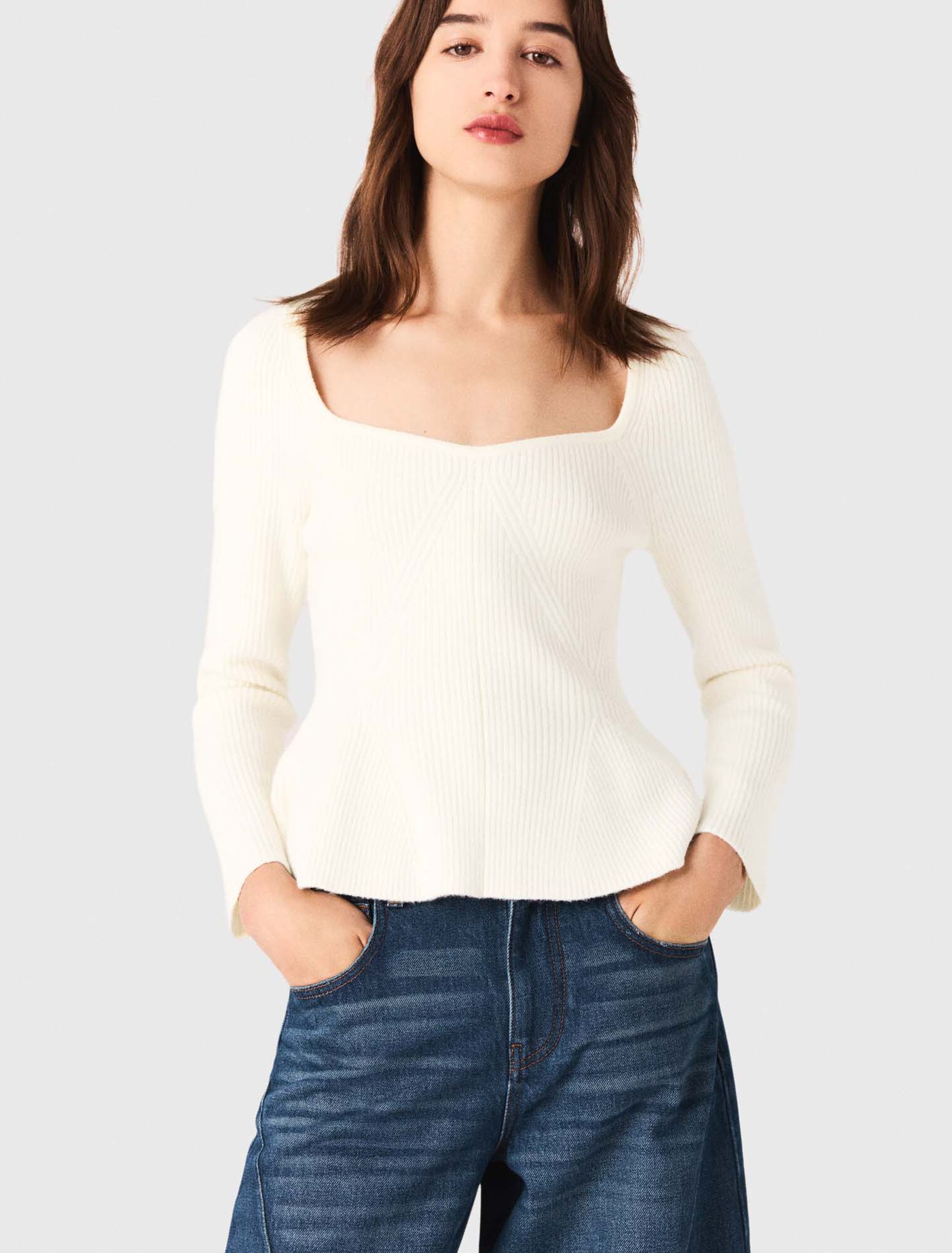 Pullover con vita peplum