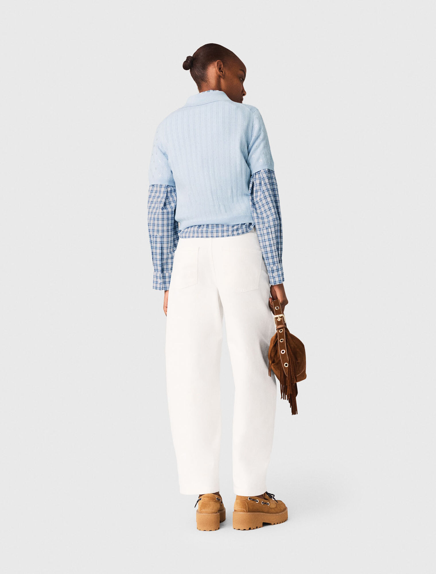 Pull corto strassato davanti