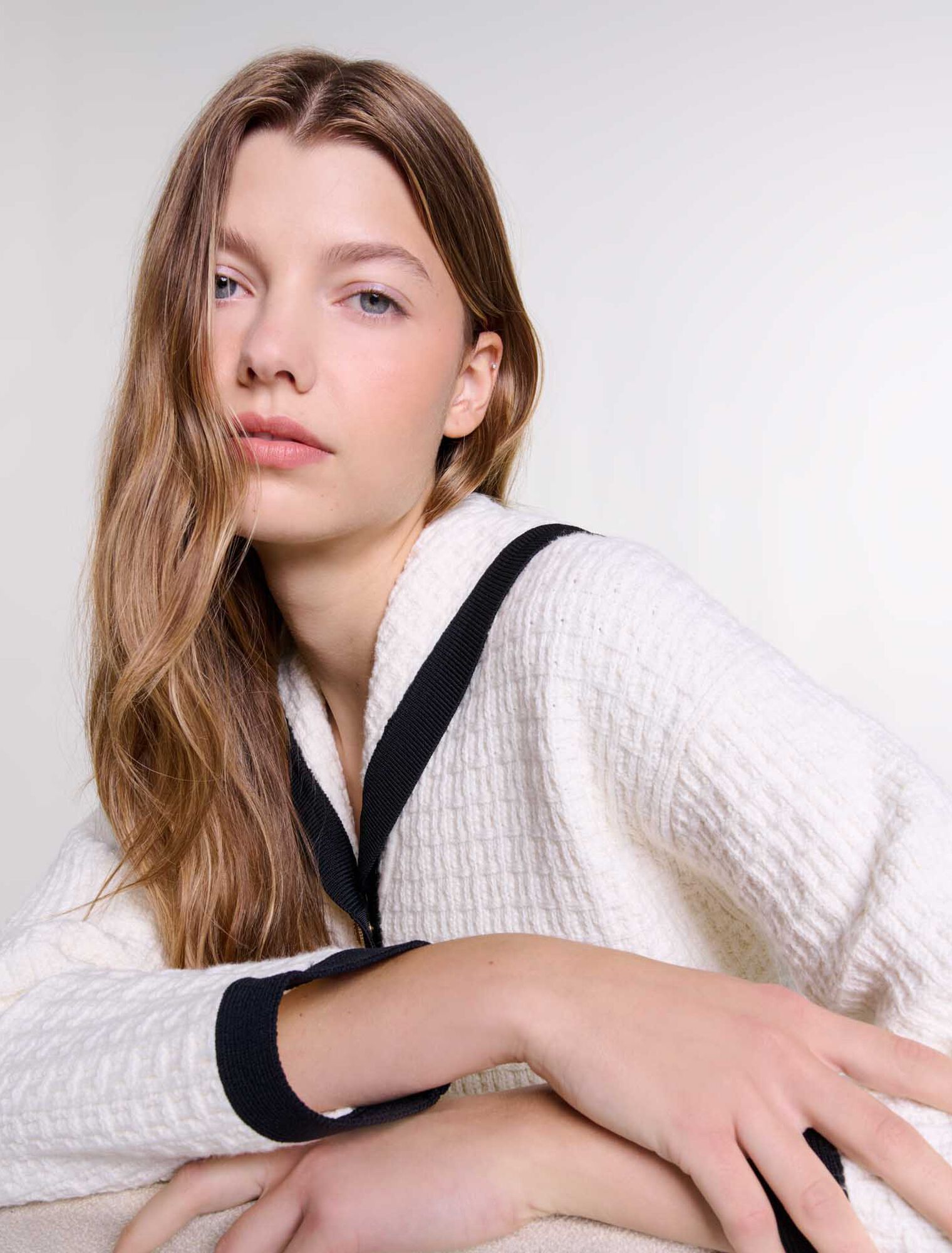 Cardigan con colletto a contrasto