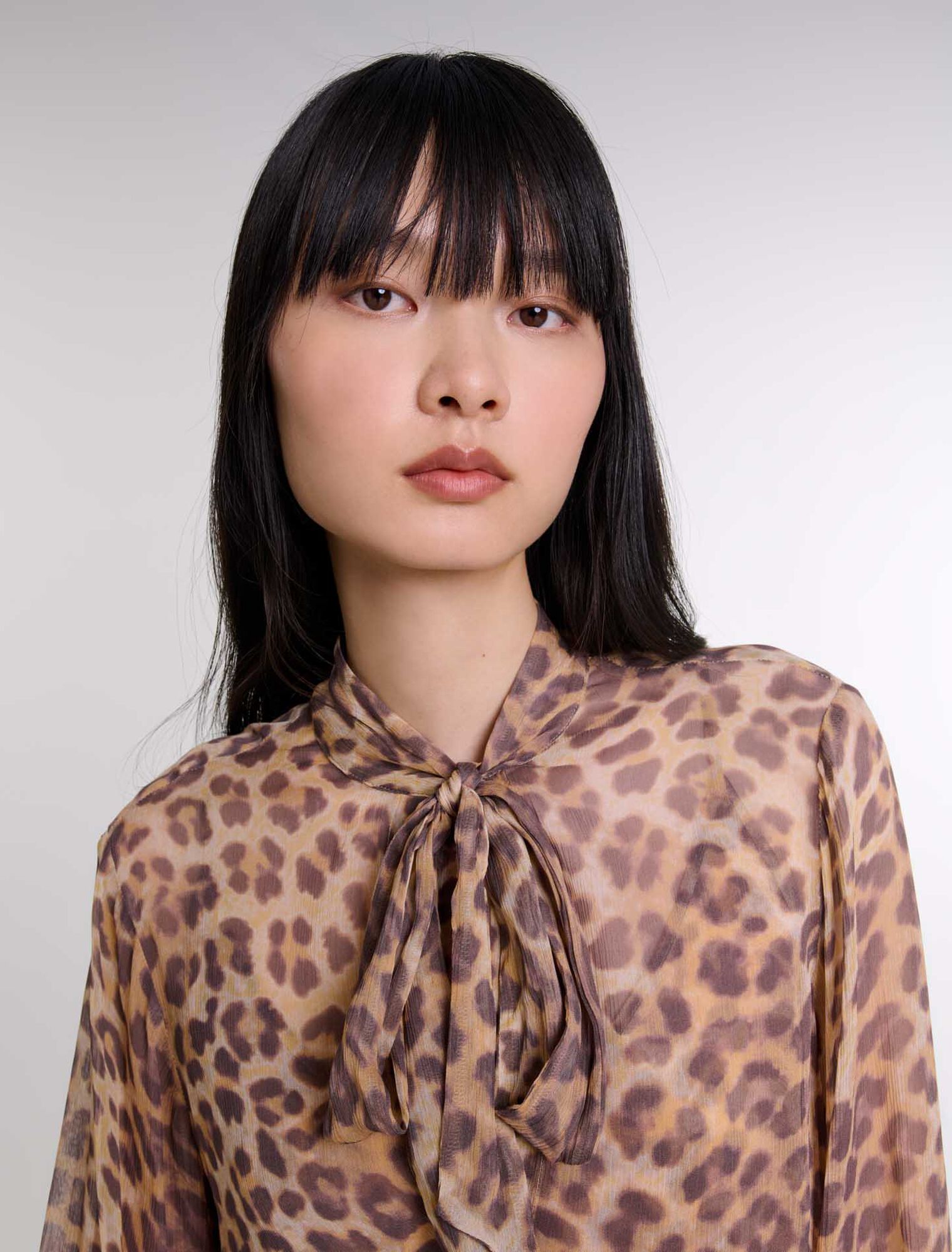 Camicia stampa colletto con fiocco
