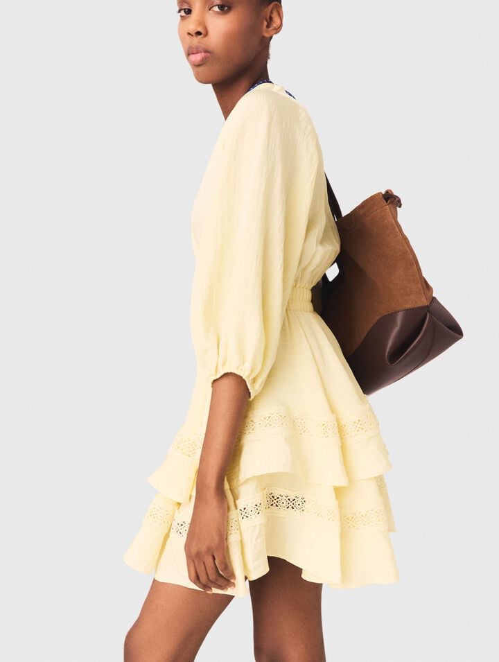 Abito corto con volant