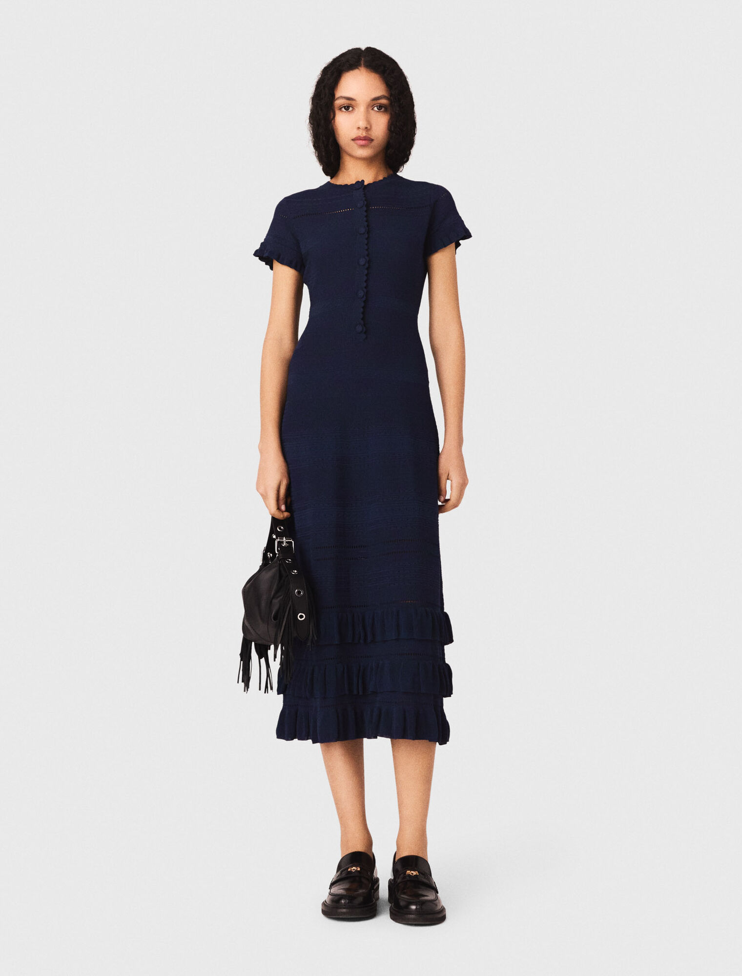 Abito lungo in maglia con volant