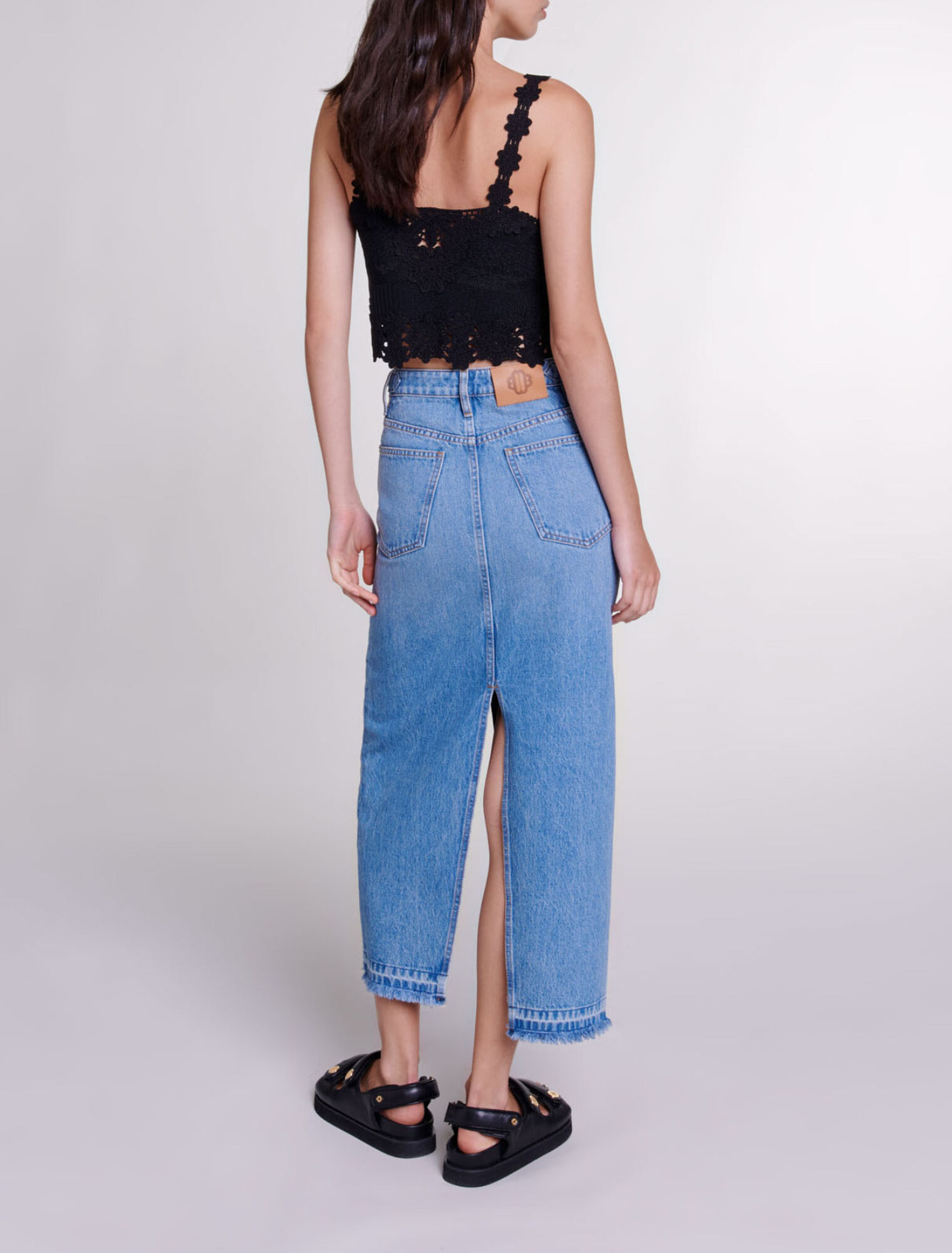 Top corto decorato con guipure