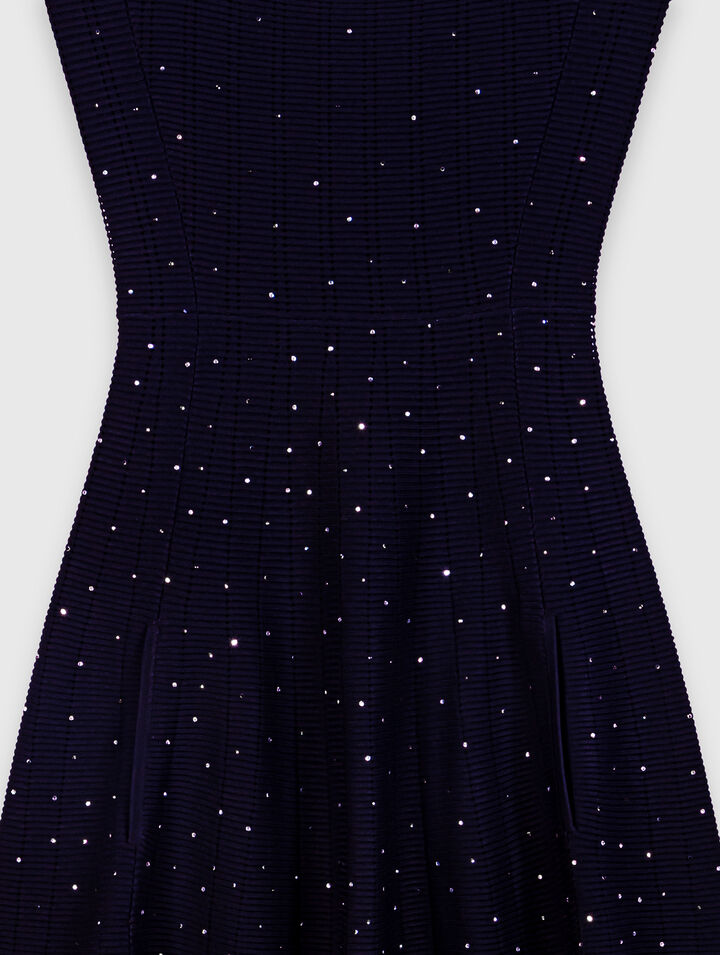 Abito lungo in maglia a strass