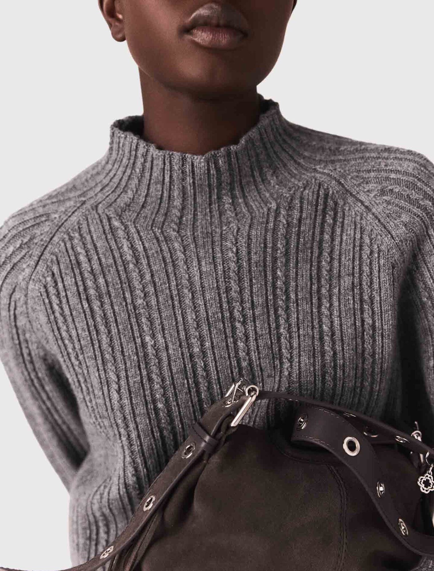 Abito in maglia con pull removibile