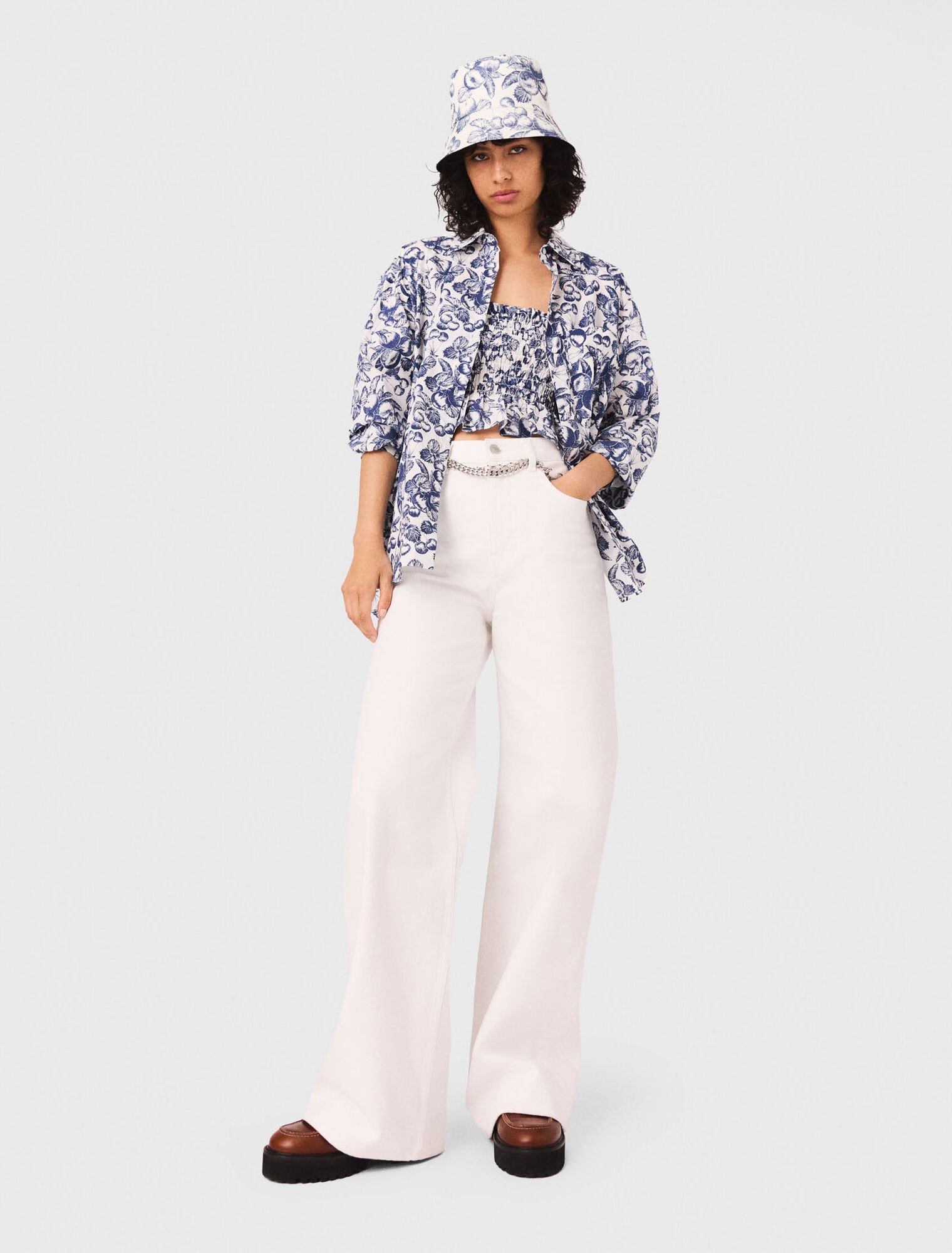 Jeans larghi a vita alta