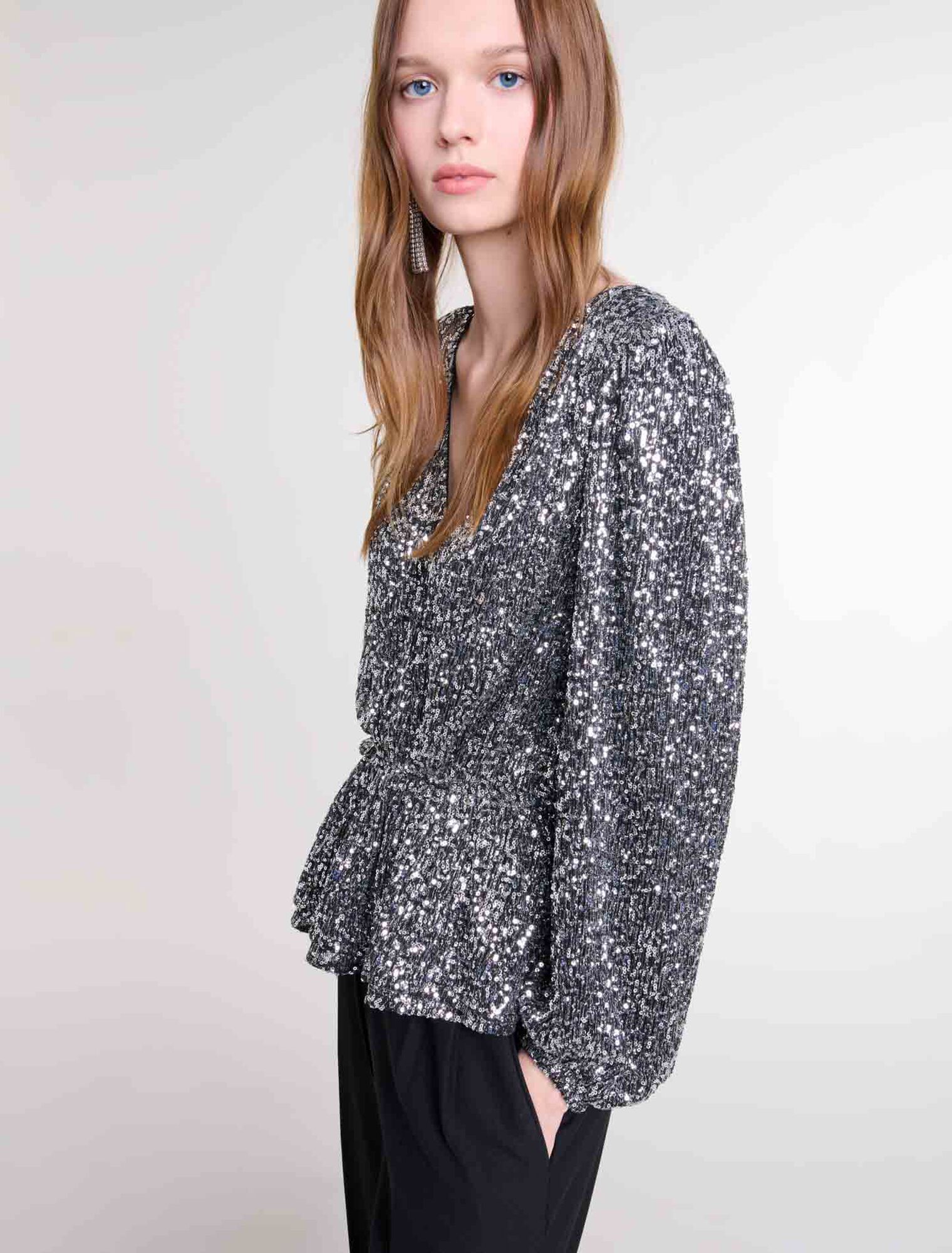 Top a punto smock con lustrini