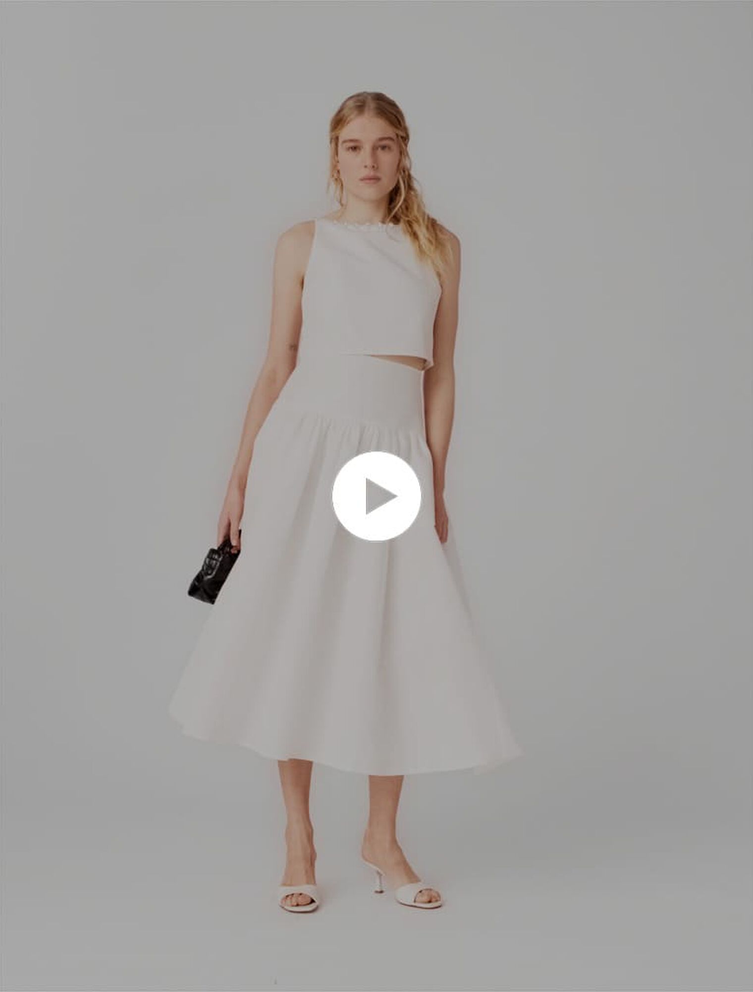 Top corto taffet&agrave; e collo gioiello